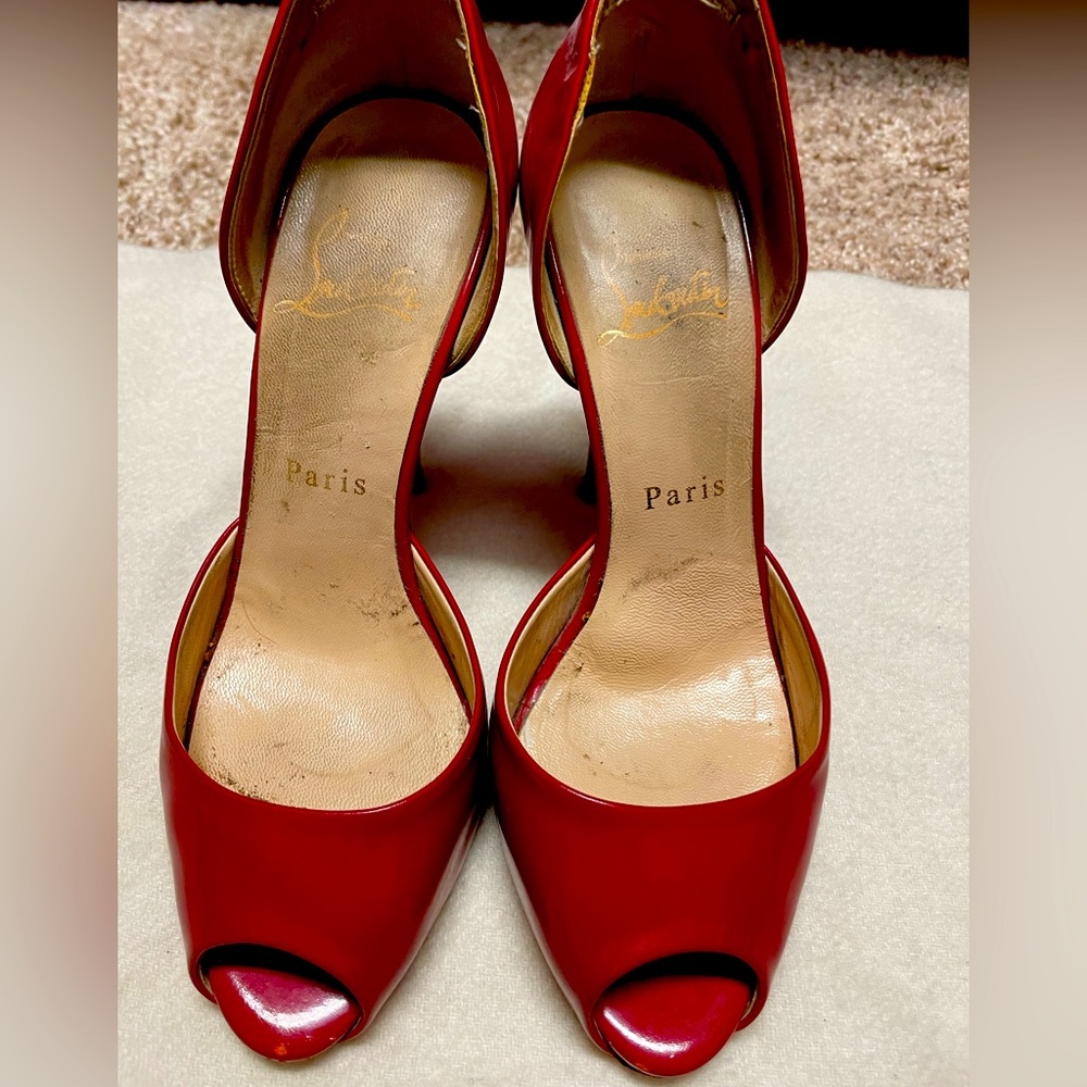 Authentic Christian Louboutin red heels size 35.5.
